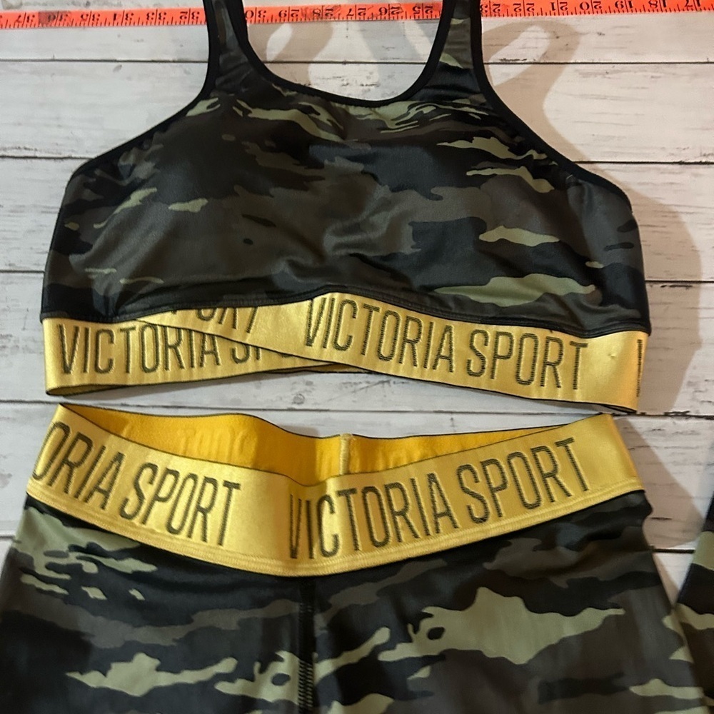 Victoria's Secret Camo Sports Bra & Leggings Set - Green, Black, Yellow - Picture 3 of 13